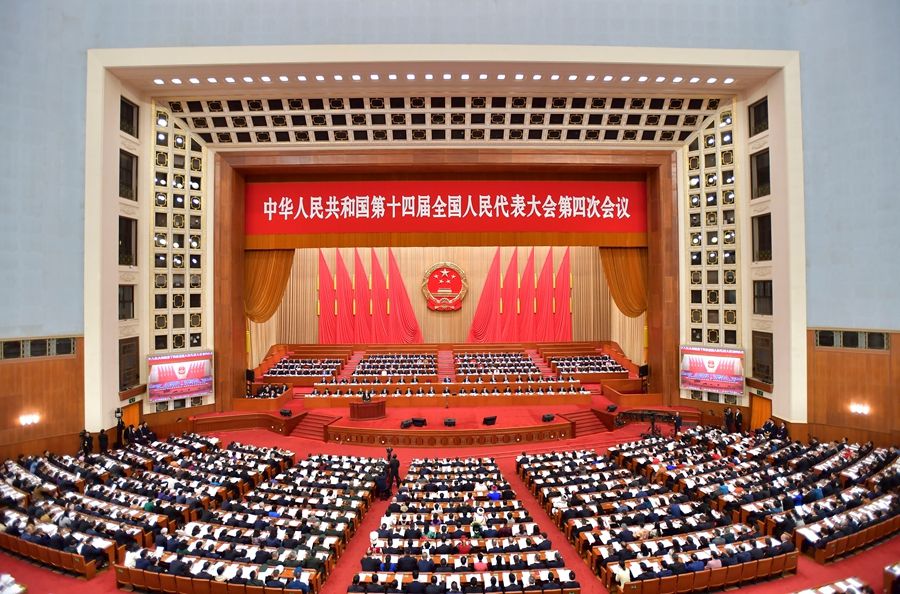 Mksport体育教师热议2026年全国两会